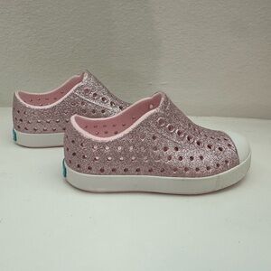 Kids Native Pink Glitter Slip-On Shoes